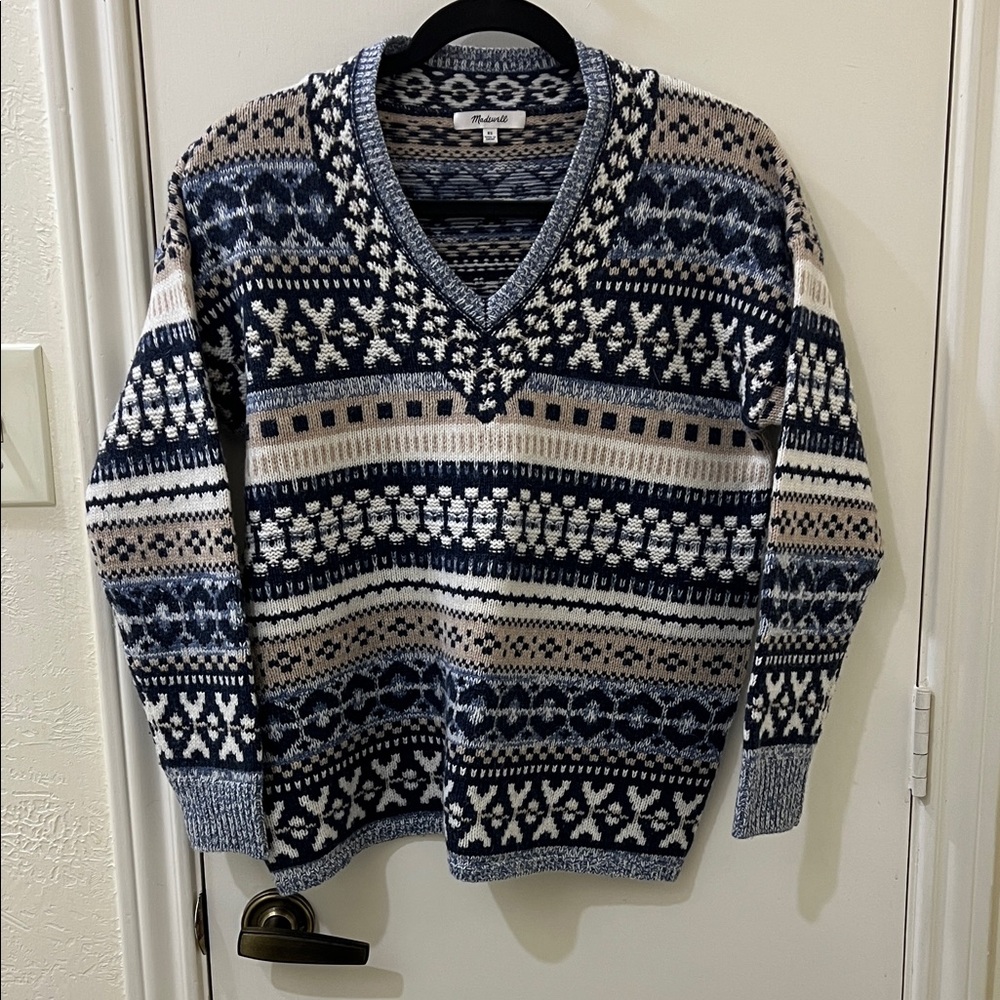 Madewell Blue and Cream Patterned V-Neck Sweater
